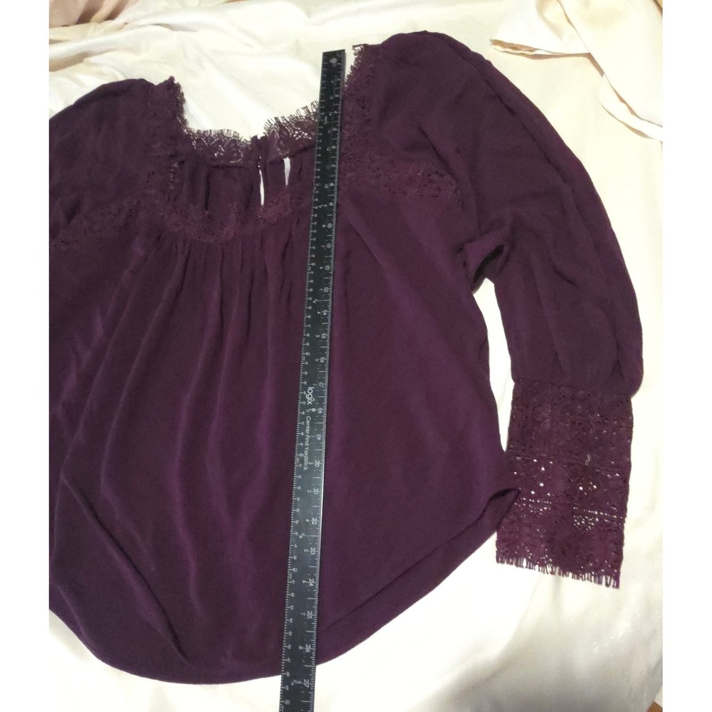Free People Purple Lace Trim Peasant Blouse Long Sleeve Boho Top Medium EUC - Picture 10 of 10